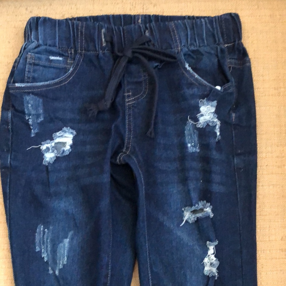 Girls distress dark wash jeans